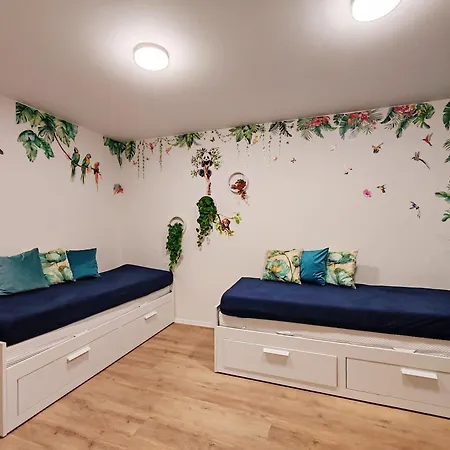Star #2D-5 Apartamento *