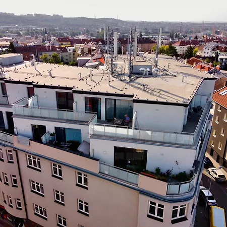 Star #2d215 Lägenhet Brno